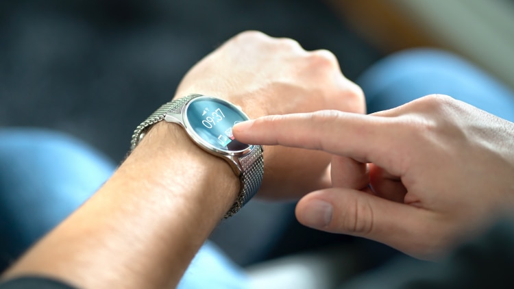 20200904_smartwearable_750x422.jpg