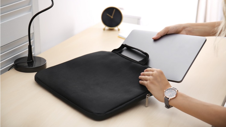 20210805_laptopbag_750x422.jpg