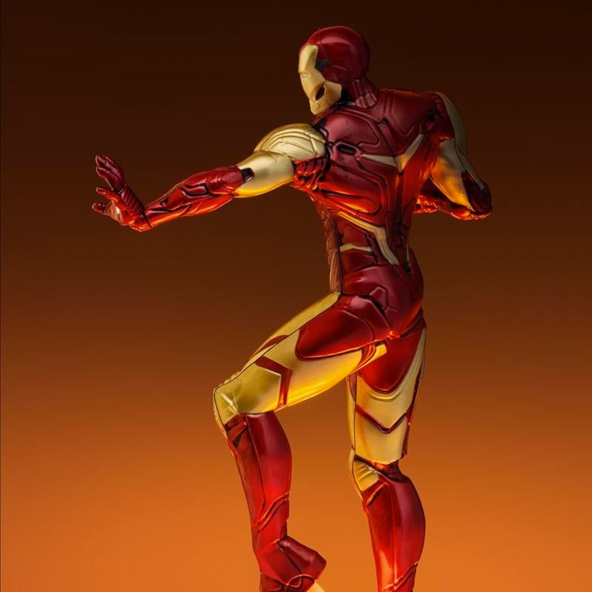 PALADONE PRODUCTS LTD: PALADONE DIORAMA LAMPE MARVEL IRON MAN MARVEL  AVENGERS - LAMPES - Vendiloshop